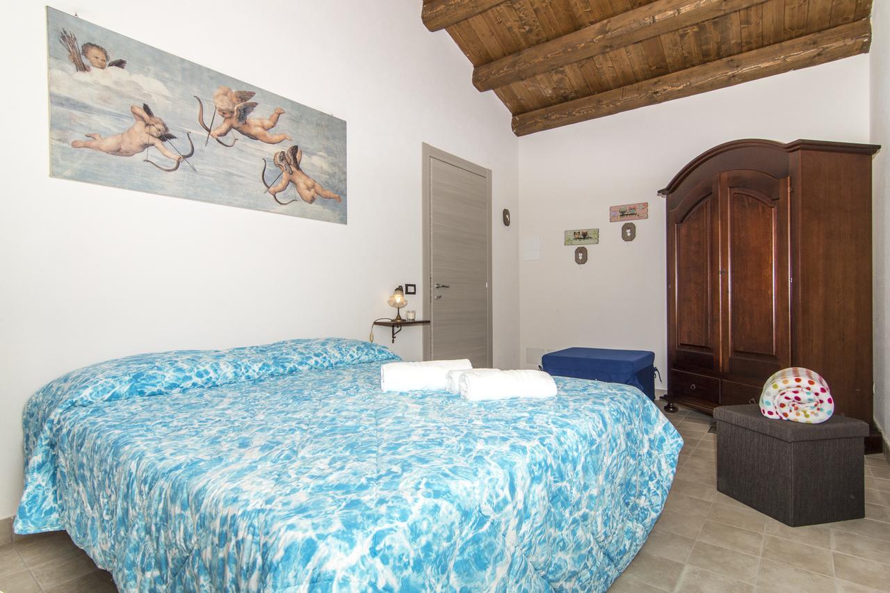 Abbraccio Del Carrubo Bed & Breakfast ชิคลี ภายนอก รูปภาพ