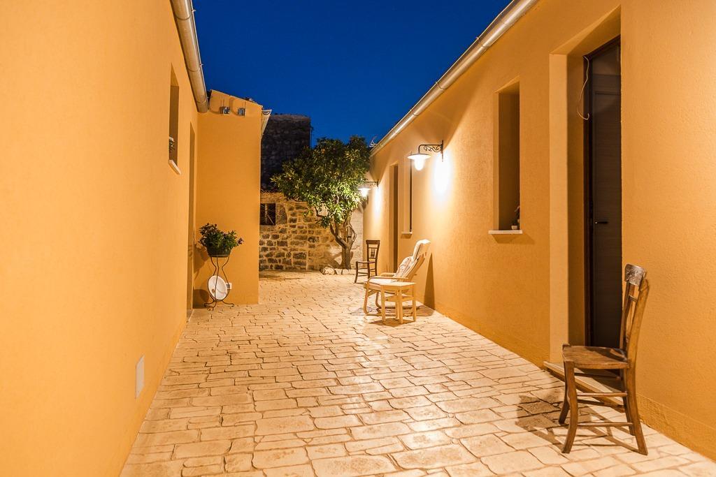 Abbraccio Del Carrubo Bed & Breakfast ชิคลี ภายนอก รูปภาพ