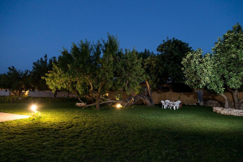 Abbraccio Del Carrubo Bed & Breakfast ชิคลี ภายนอก รูปภาพ
